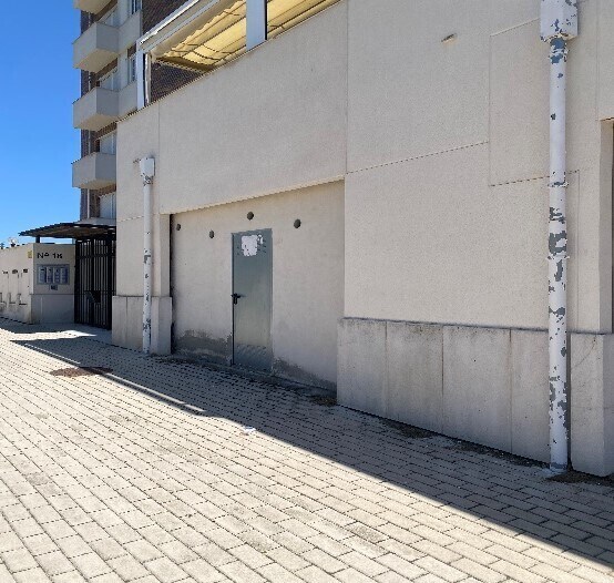 Calle Víctimas del Terrorismo, Ávila, Ávila for sale - Building Photo - Image 2 of 2