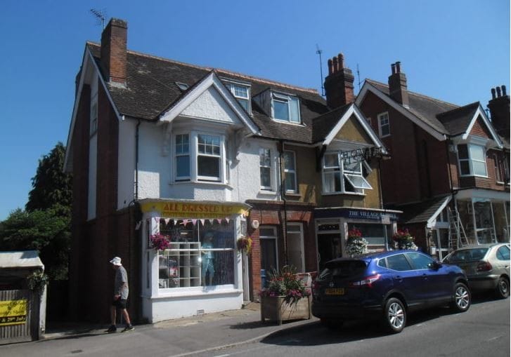 1 High St, Horam for sale Primary Photo- Image 1 of 1