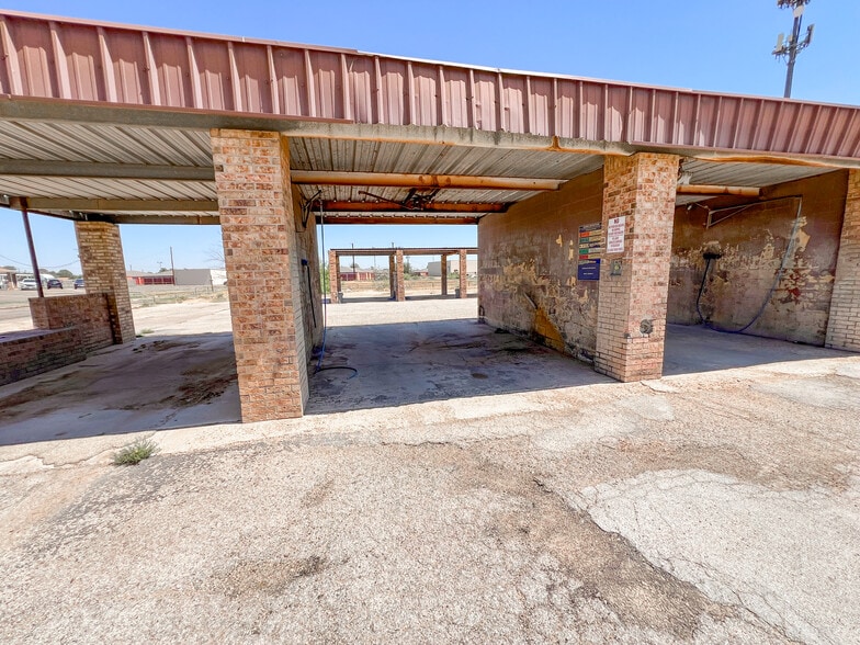 4406 Illinois Ave, Midland, TX for sale - Building Photo - Image 3 of 10