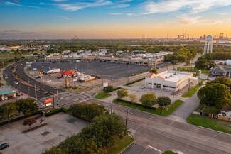 More details for 2001 Garth Rd, Baytown, TX - Office/Retail for Lease