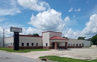 10201 Abercorn St, Savannah GA - Pub