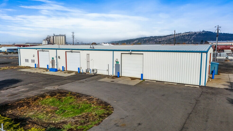 5401 E Sharp Ave, Spokane, WA for lease - Building Photo - Image 1 of 60
