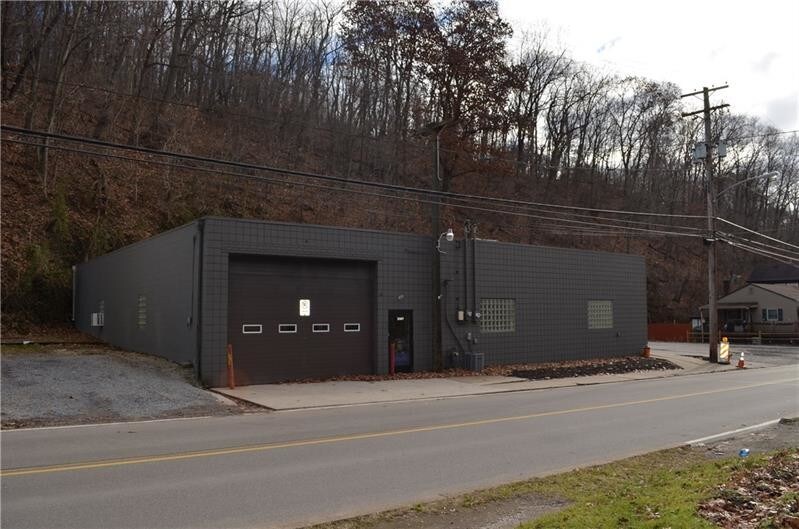 3367 Spring Garden Rd, Pittsburgh, PA for sale - Building Photo - Image 1 of 1