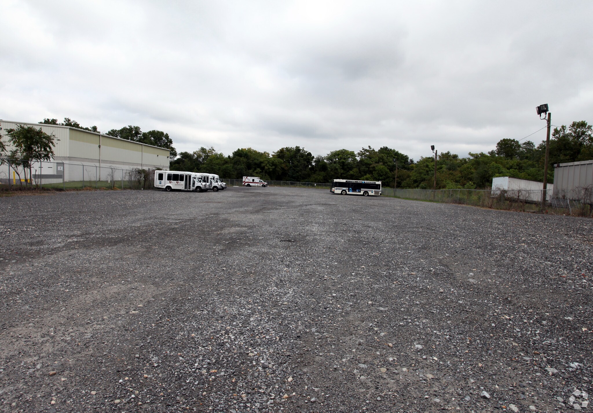 415 Rogers Rd, Wilmington, DE for lease Primary Photo- Image 1 of 4