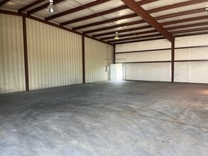 11714 Arch St Pike, Little Rock, AR for lease Interior Photo- Image 2 of 2