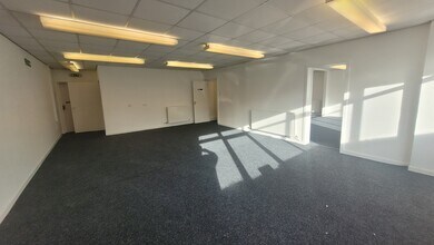 1-5 Union St, Saltcoats for lease Interior Photo- Image 2 of 4