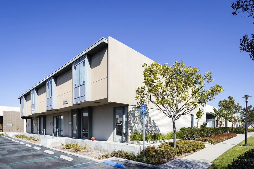 4121 Westerly Pl, Newport Beach, CA for lease - Building Photo - Image 2 of 6