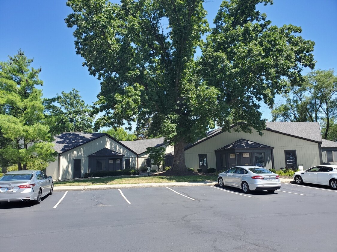 5214-5226 S East St, Indianapolis, IN for sale Building Photo- Image 1 of 3
