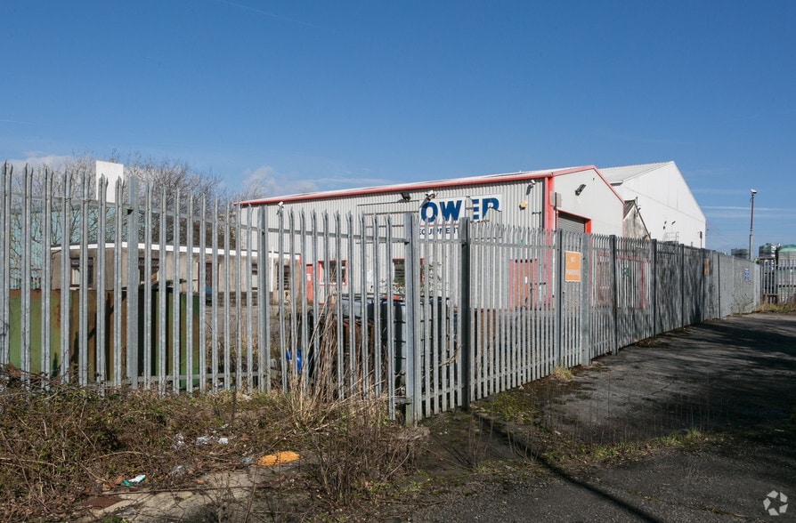Main Ave, Bridgend for lease - Building Photo - Image 2 of 3