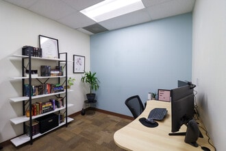 25 N 100 E, Saint George, UT for lease Interior Photo- Image 2 of 15