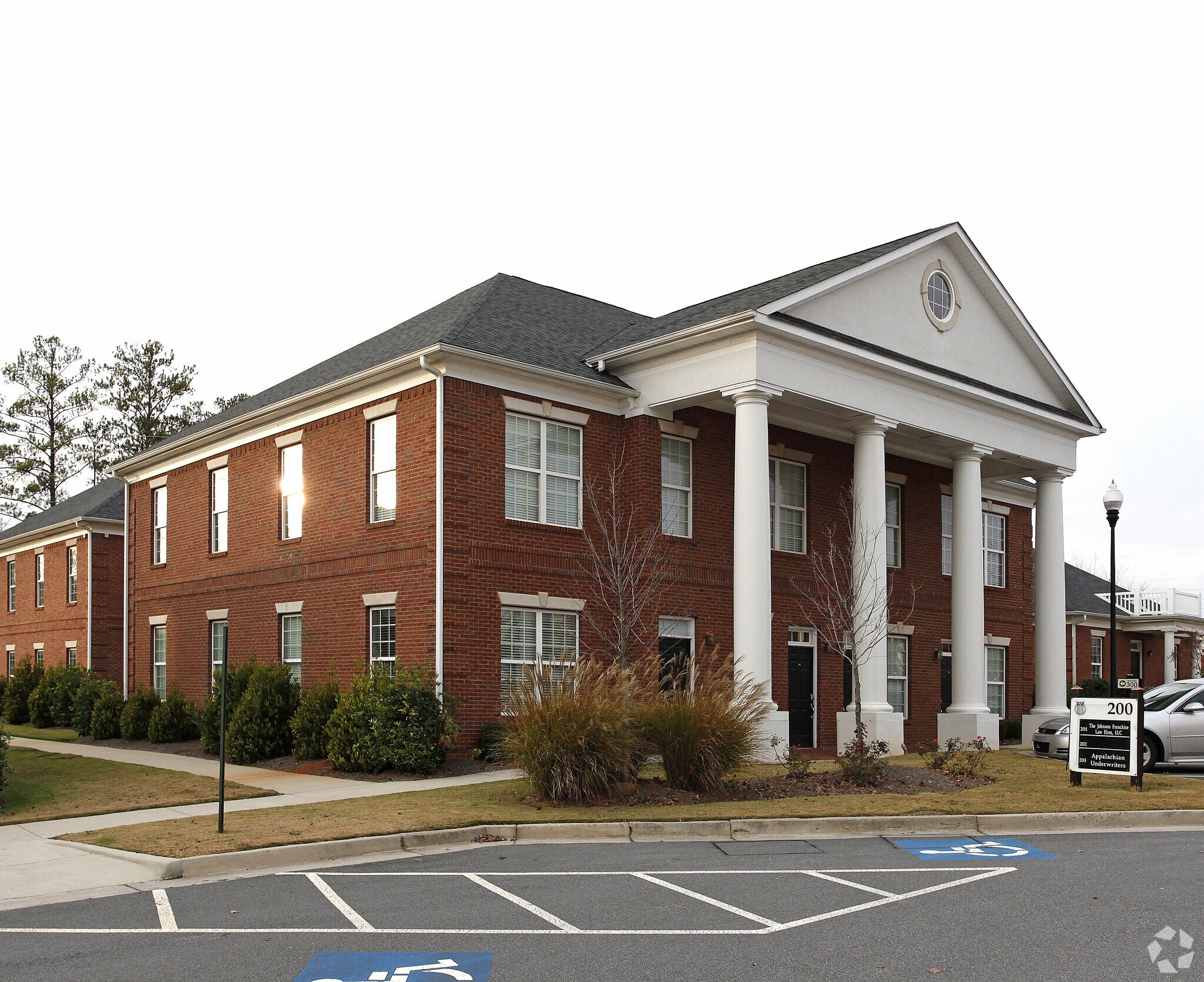 3440 Blue Springs Rd, Kennesaw, GA for lease Primary Photo- Image 1 of 7