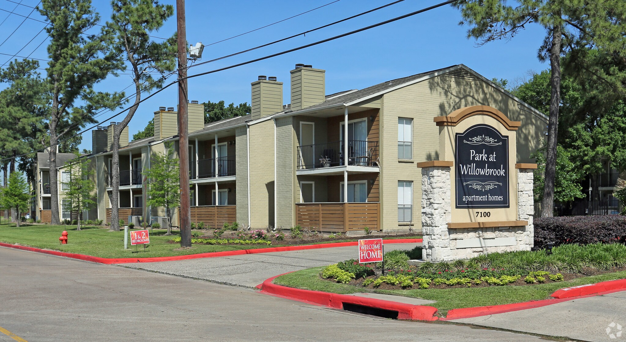 7100 Smiling Wood Ln, Houston, TX for sale Primary Photo- Image 1 of 1