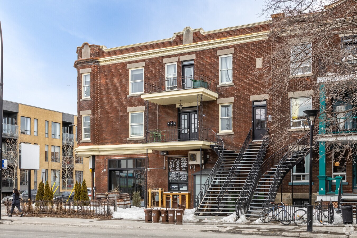 11041116 Rue SaintZotique E, Montréal, QC H2S 1N3