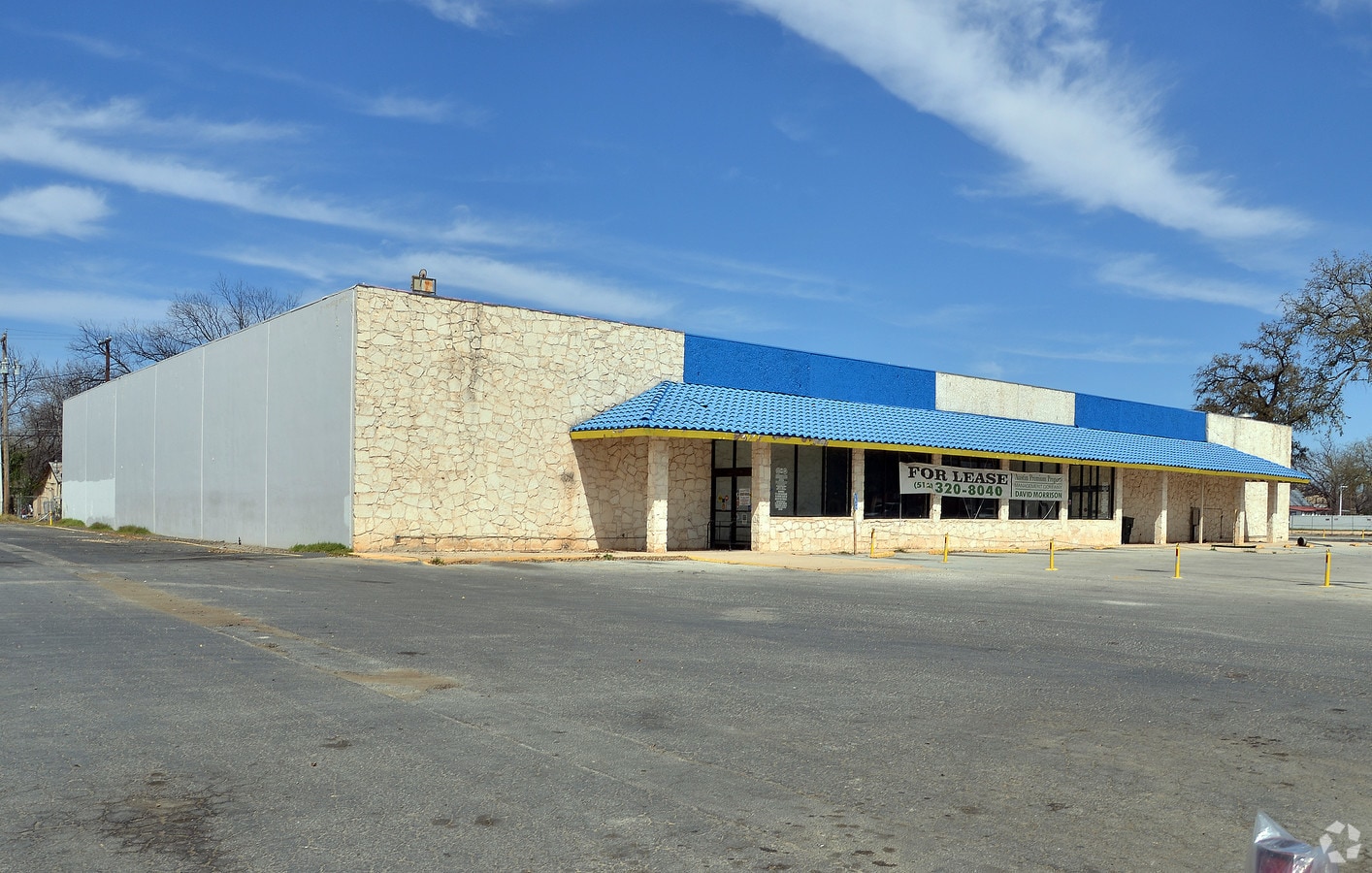 404 W Main St, Uvalde, TX for sale Building Photo- Image 1 of 1
