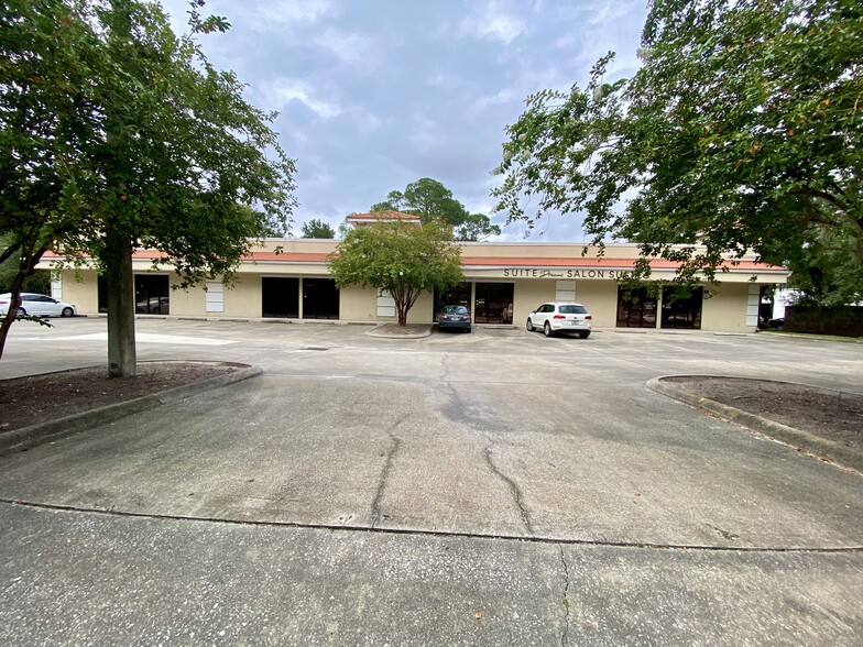 5737 Barnhill Dr, Jacksonville, FL for lease - Building Photo - Image 1 of 11