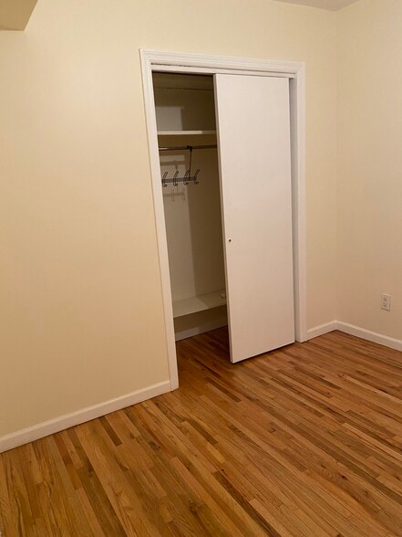 2000 Kings Hwy, Brooklyn, NY for lease - Building Photo - Image 3 of 29