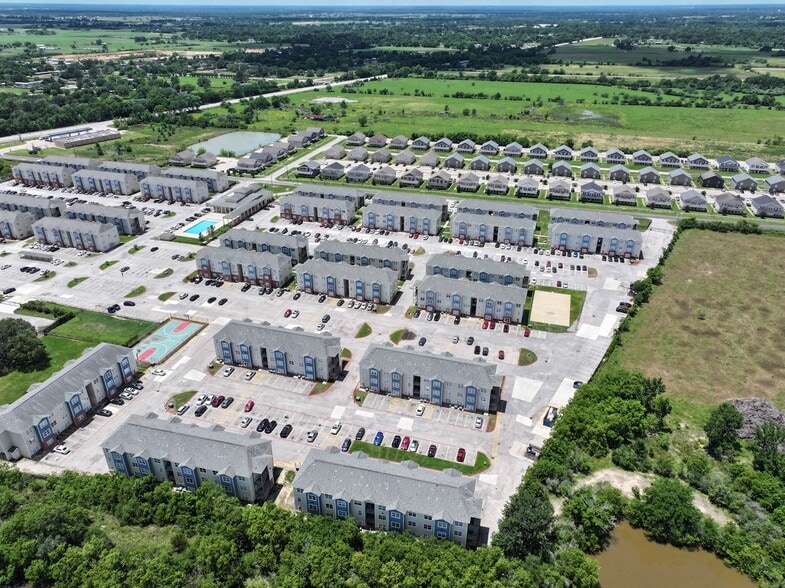 23286 Richards Rd, Prairie View, TX for sale - Building Photo - Image 2 of 18