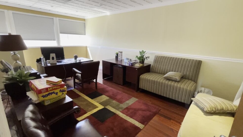 345 State Rt 17, Upper Saddle River, NJ for lease - Commercial Listing Video - Image 2 of 19