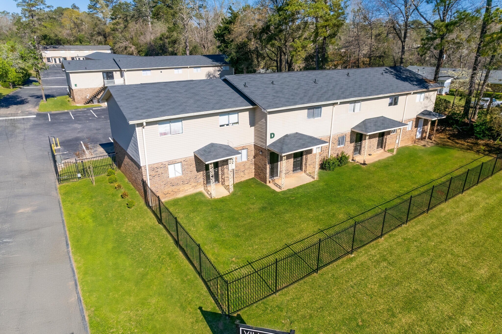 1655 N Atwood Dr, Macon-Bibb, GA for sale Building Photo- Image 1 of 1