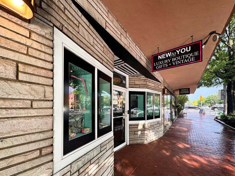 106 W Broad St, Falls Church, VA for lease - Building Photo - Image 1 of 4