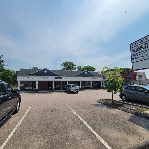 81 Pennsylvania Ave, Niantic, CT for sale - Building Photo - Image 2 of 4