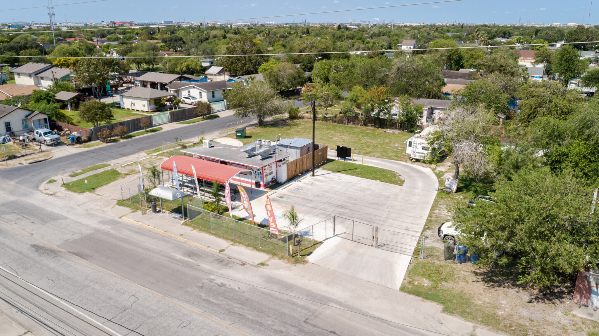 802 W Point Rd, Corpus Christi, TX for sale Primary Photo- Image 1 of 1