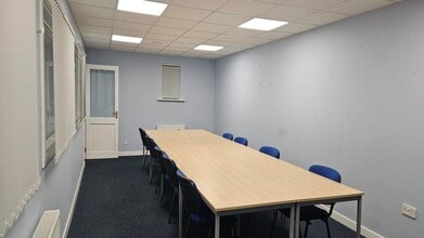 Myregormie Pl, Kirkcaldy for lease Interior Photo- Image 1 of 4