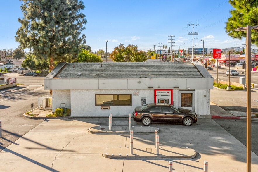 17650 Saticoy St, Van Nuys, CA for sale - Building Photo - Image 2 of 4