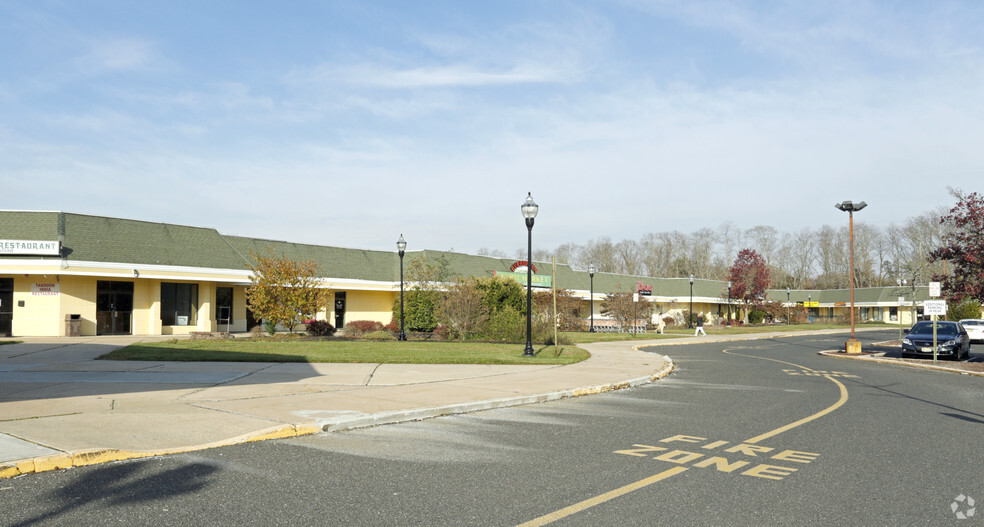 1610 State Route 35, Oakhurst, NJ for sale - Primary Photo - Image 1 of 1