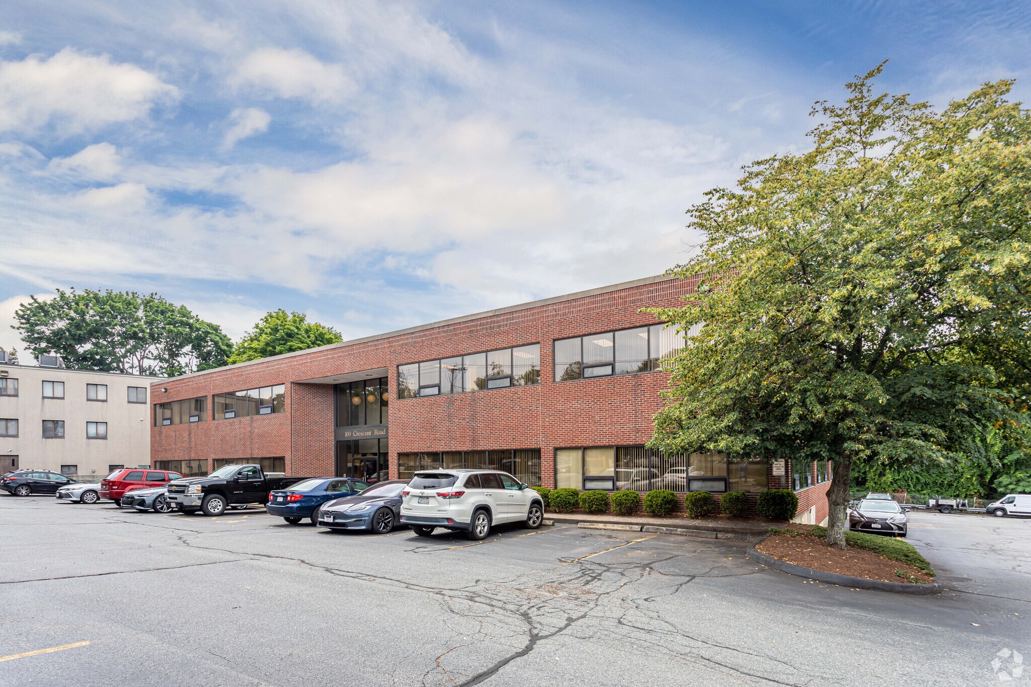 100 Crescent Rd, Needham, MA for lease Building Photo- Image 1 of 6