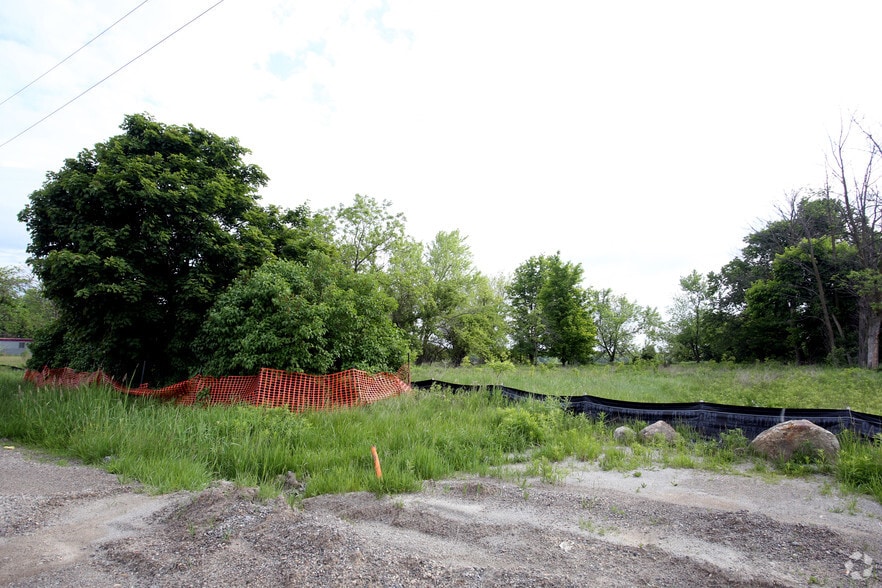 Mayfield & Dixie Rd, Caledon, ON