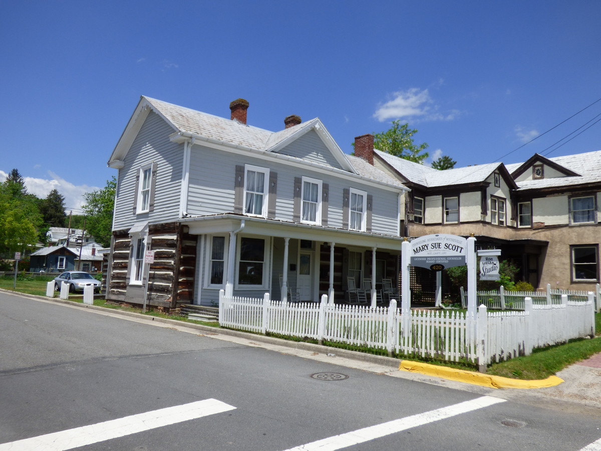 420 E Main St, Wytheville, VA 24382 | LoopNet