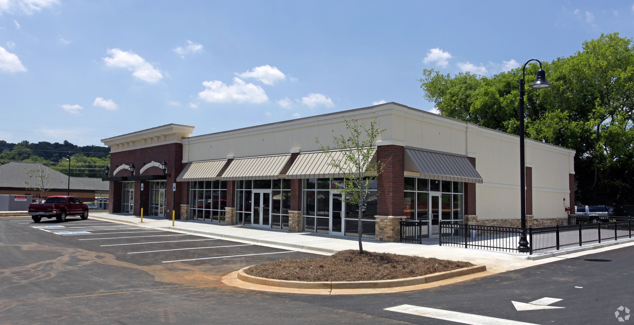 100 N Cedar Bluff Rd, Knoxville, TN 37923 Cedar Bluff Kroger