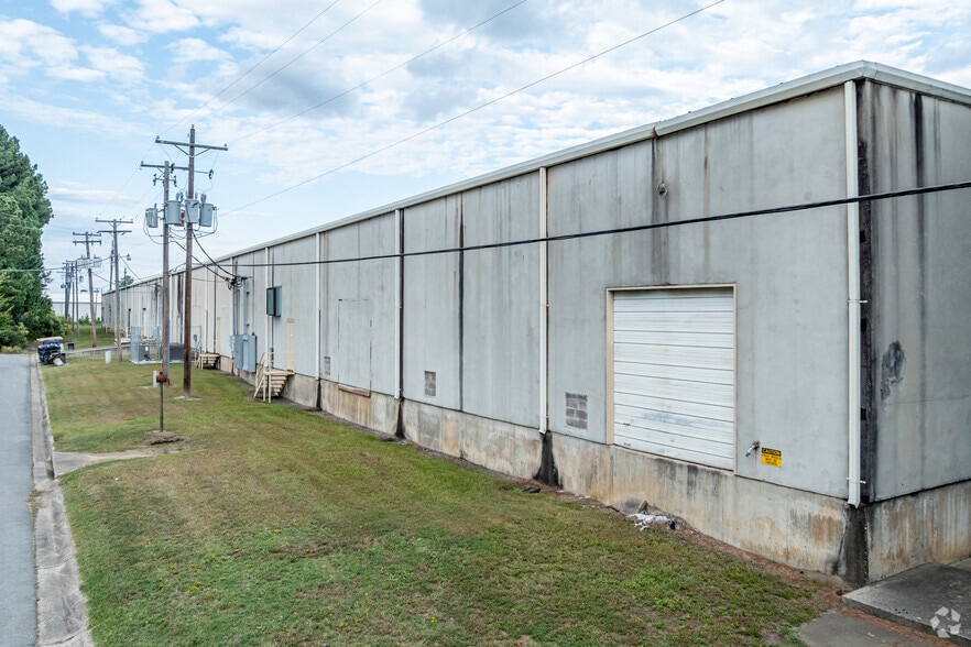 6200 Scott Hamilton Dr, Little Rock, AR for lease - Building Photo - Image 3 of 6