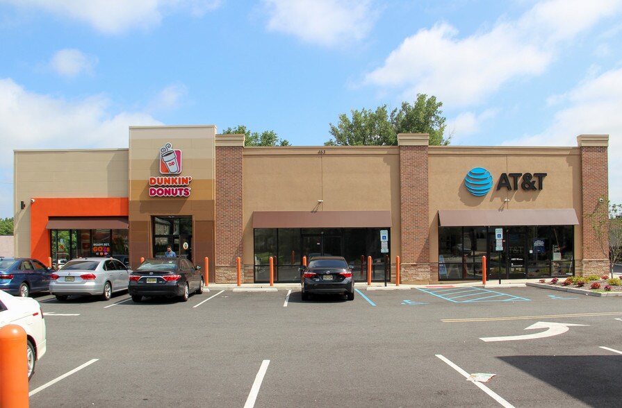 463 Market St, Elmwood Park, NJ 07407