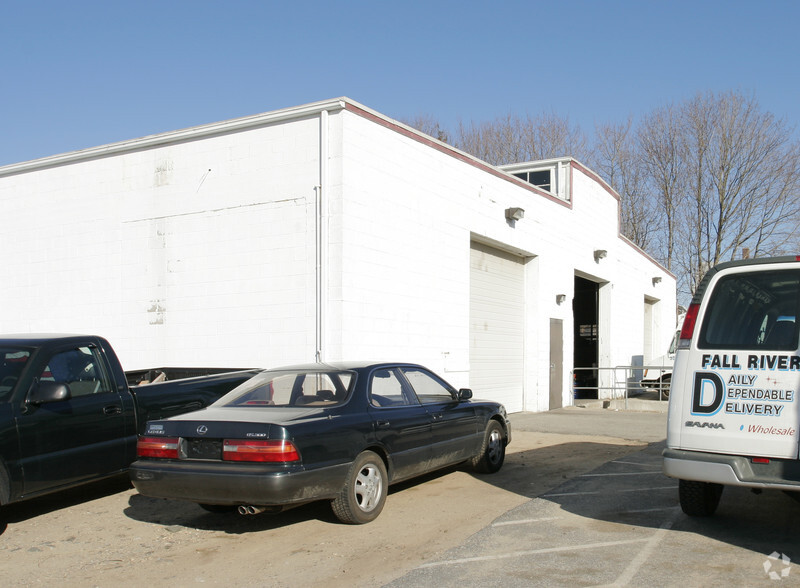 25 Westwood Ave, New London, CT for lease - Building Photo - Image 3 of 19