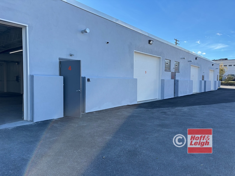 26241 Cannon Rd, Bedford Heights, OH for lease - Building Photo - Image 2 of 8