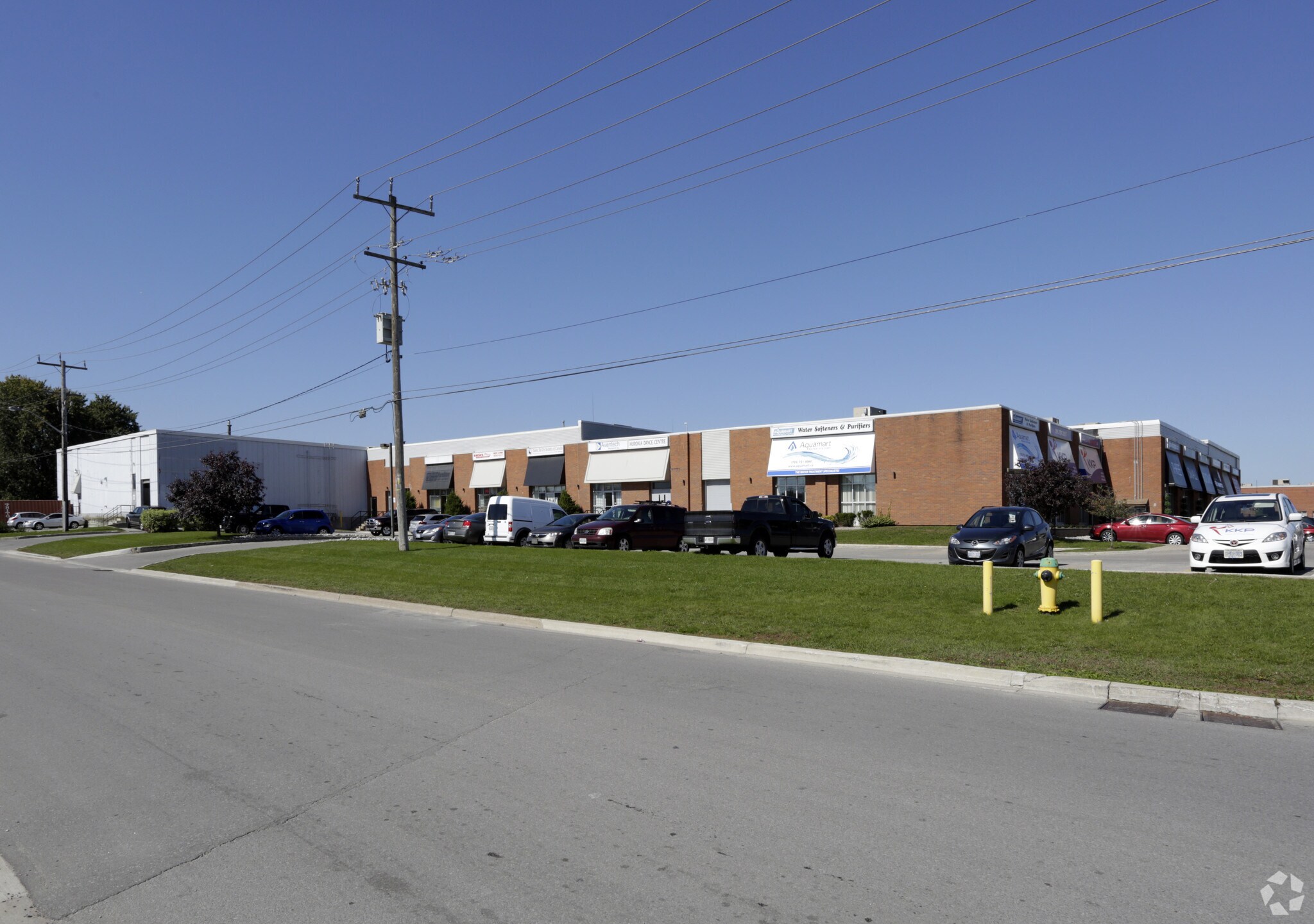 110 Anne St, Barrie, ON L4N 2E3 Retail for Lease