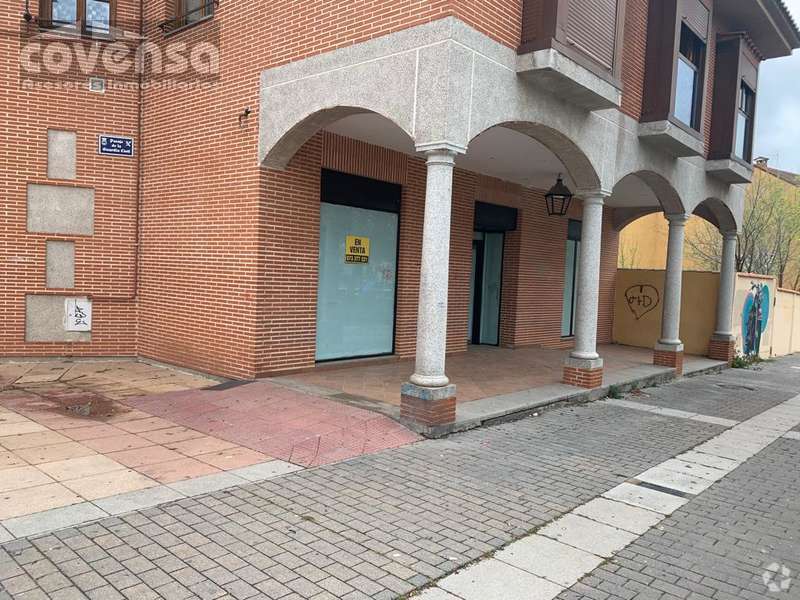 Office/Retail in Sevilla la Nueva, MAD for lease Interior Photo- Image 1 of 5