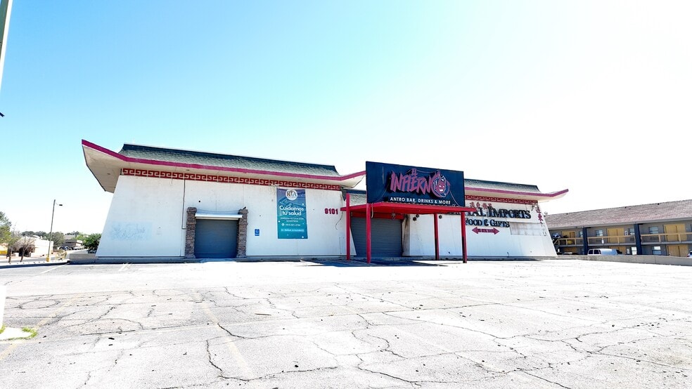 9101 Gateway Blvd W, El Paso, TX for lease - Building Photo - Image 2 of 2