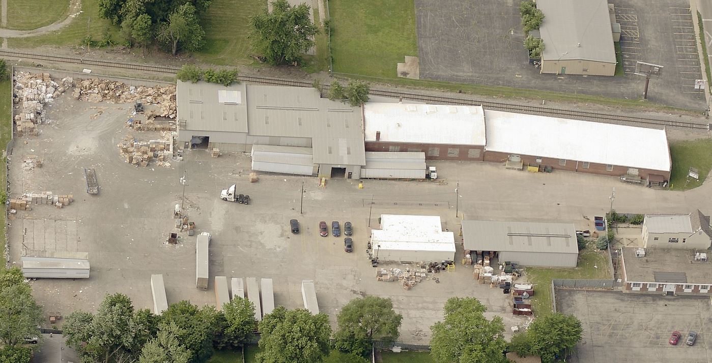 1902 N Water St, Decatur, IL for sale Primary Photo- Image 1 of 1