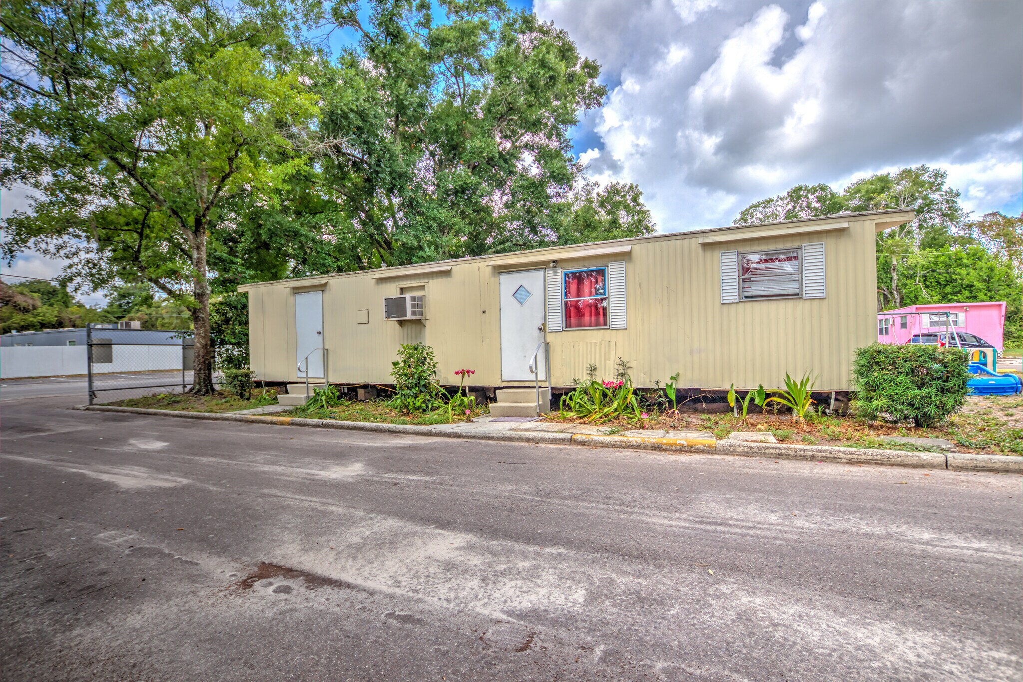 1100 E 127th Ave, Tampa, FL 33612 The Glades Mobile Home Park