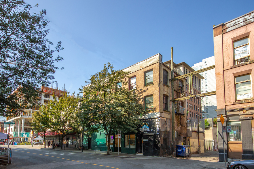 351-371 Columbia St, Vancouver, BC for sale - Building Photo - Image 1 of 7