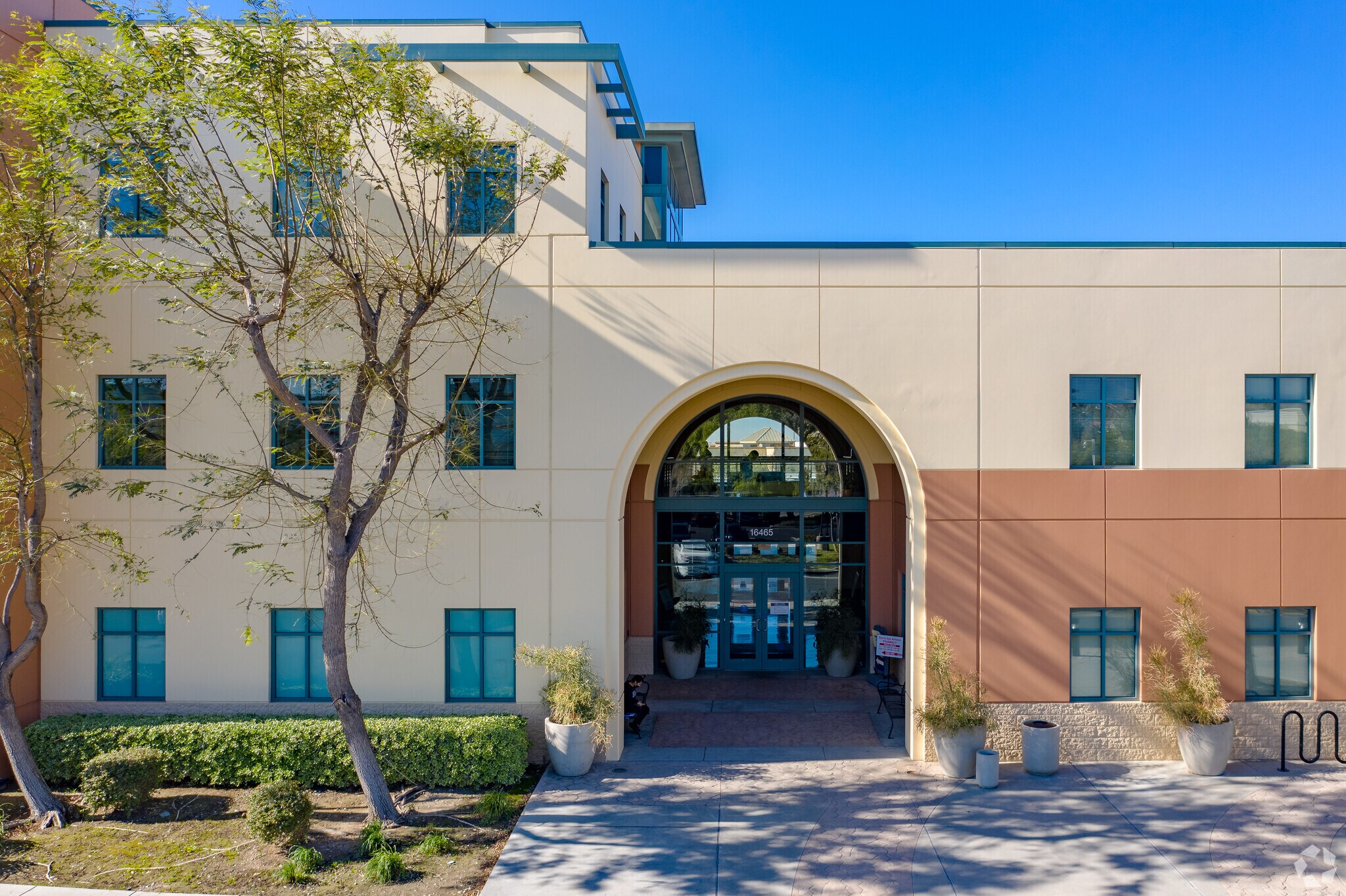 16465 Sierra Lakes Pky, Fontana, CA 92336 Sierra San Antonio Medical