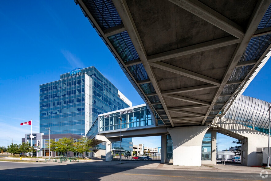 1340 Pickering Pky, Pickering, ON for lease - Building Photo - Image 2 of 5