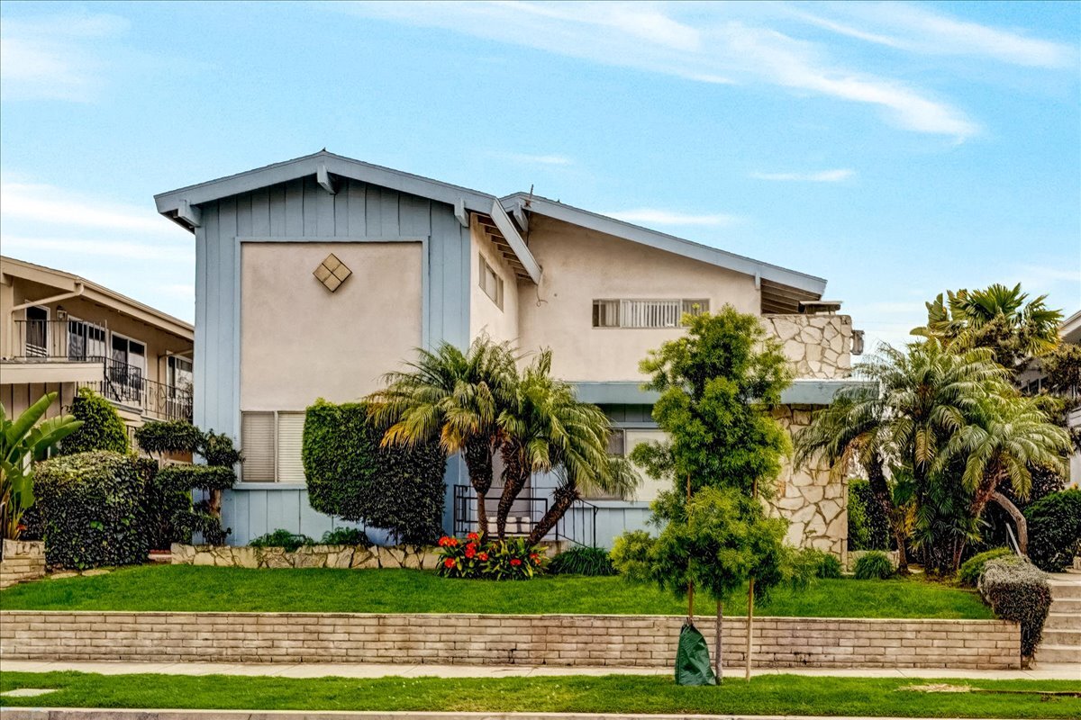 7812 W Manchester Ave, Playa Del Rey, CA 90293