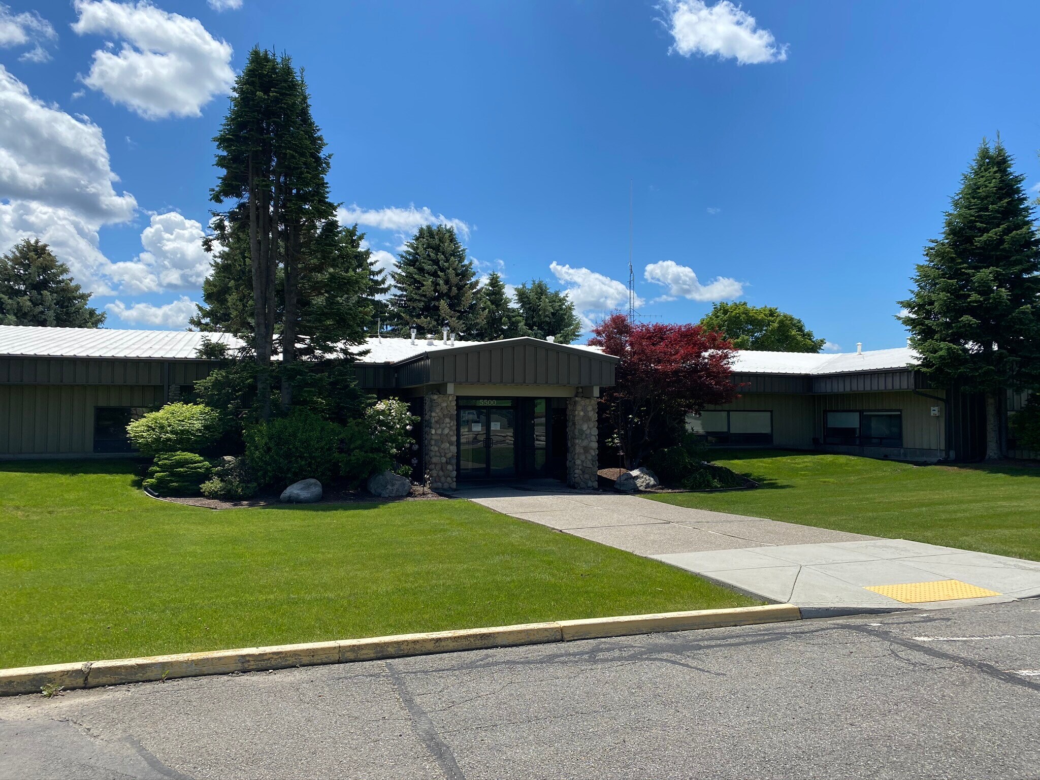 5500 W Riverbend Ave, Post Falls, ID for sale Building Photo- Image 1 of 1