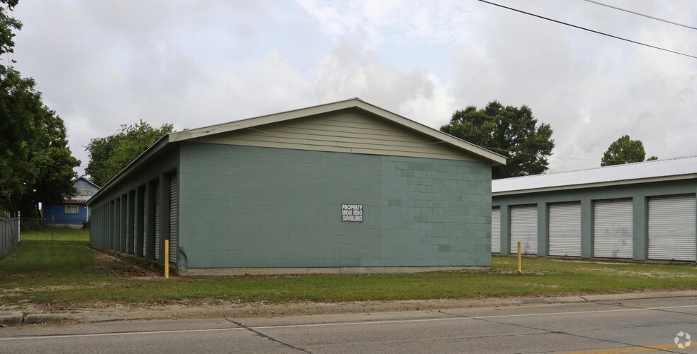 327 Sullivan Dr, Bogalusa, LA for sale - Primary Photo - Image 1 of 1