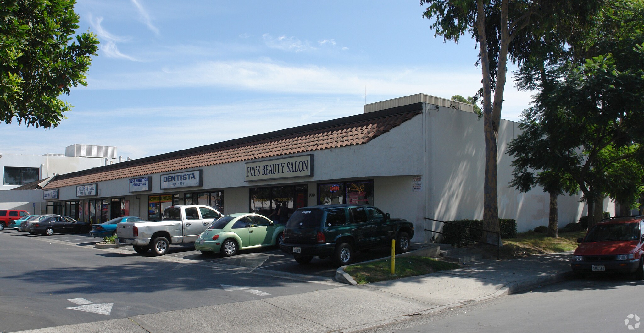 900-908 E 1st St, Santa Ana, CA for sale Primary Photo- Image 1 of 14