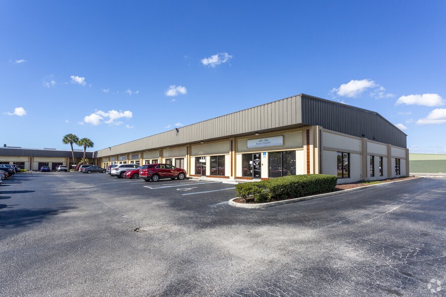 11270 Metro Pky, Fort Myers, FL for sale - Primary Photo - Image 1 of 1